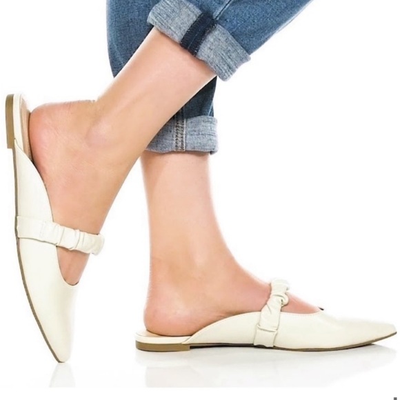 Bandolino Shoes - Bandolino Sonny Ruched Faux Leather Flat Mules NWT 8